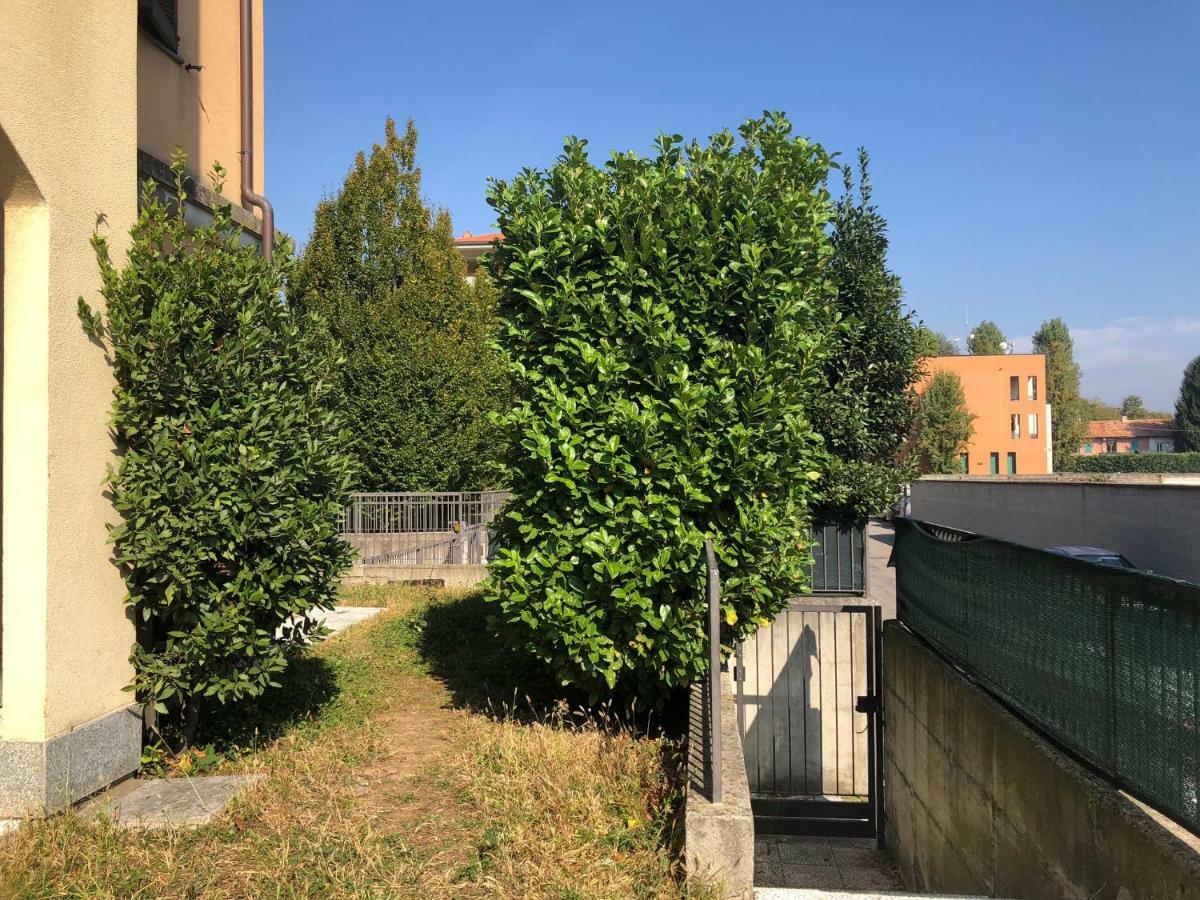 Casa Roma Apartment Turate Exterior photo